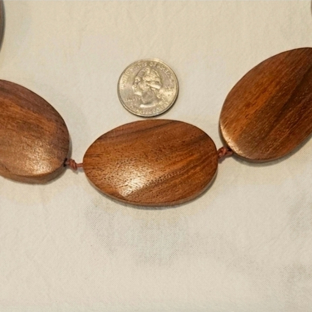 Vintage Wood Infinity Necklace - Picture 5 of 10